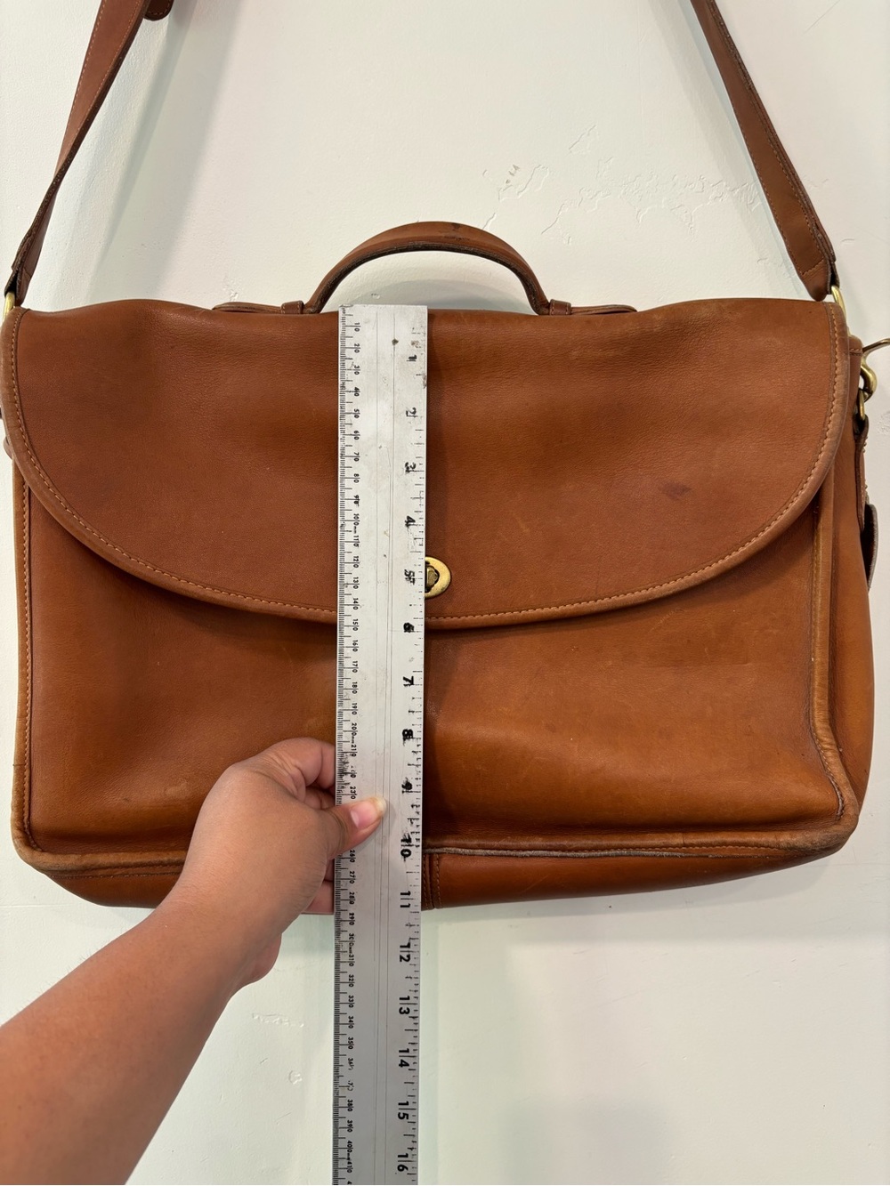 Vintage Coach Lexington British Tan Briefcase Messenger Bag Brass Hardware - Picture 3 of 9